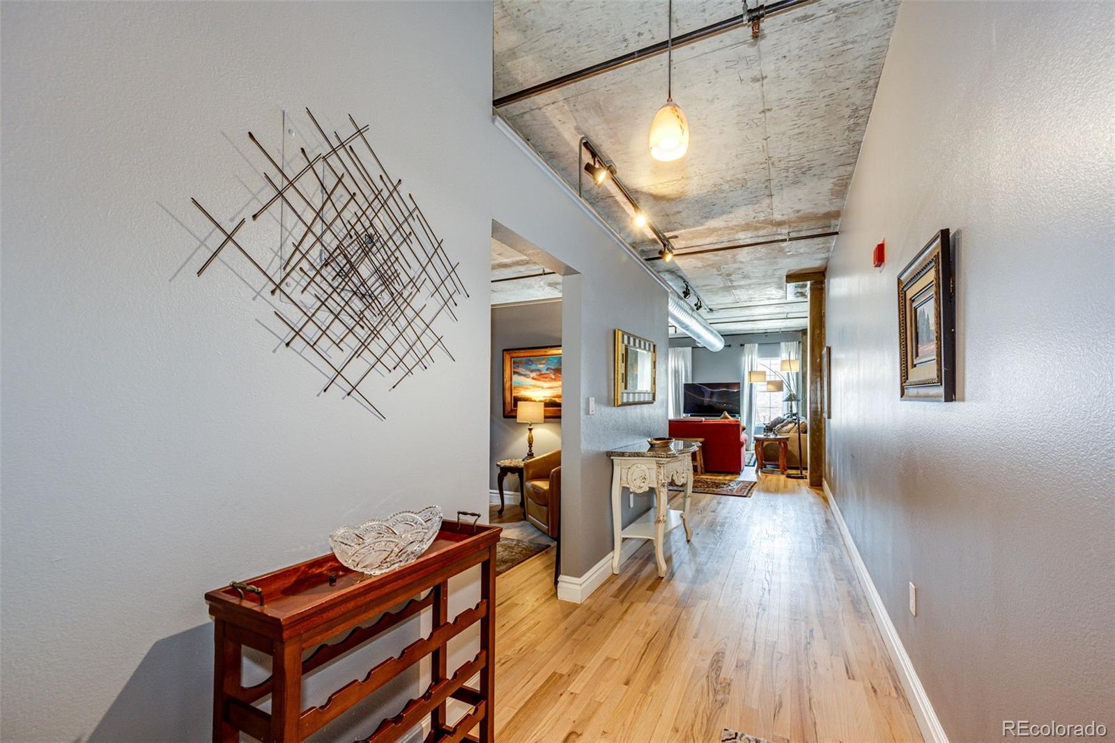 MLS Image #13 for 1499  blake street,denver, Colorado