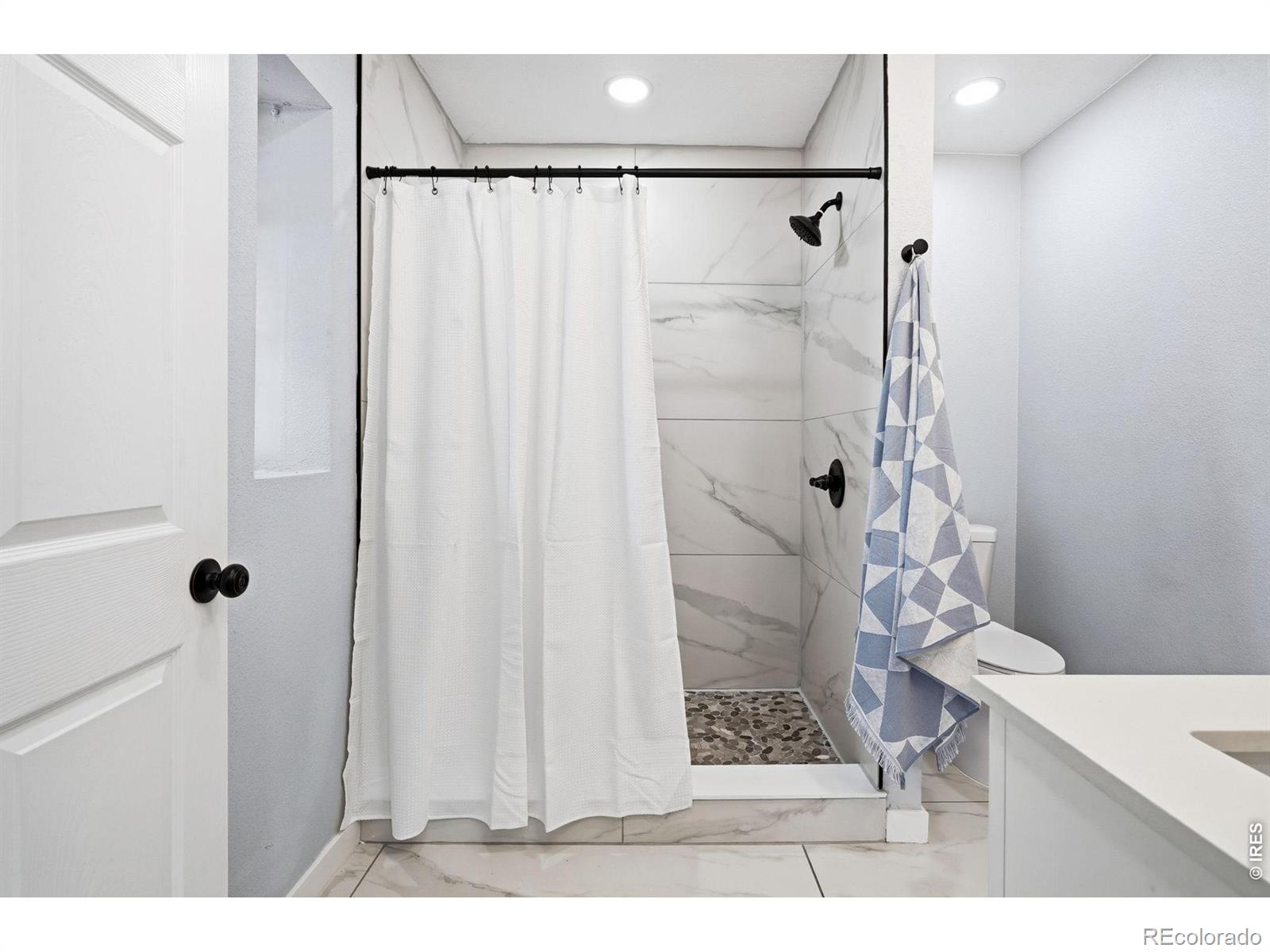 MLS Image #21 for 2767 s bryant street,denver, Colorado