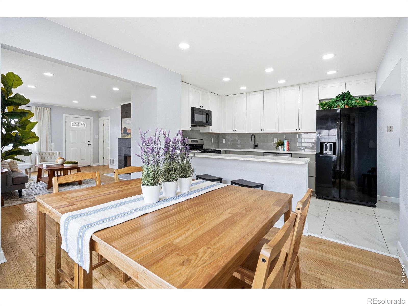 MLS Image #9 for 2767 s bryant street,denver, Colorado