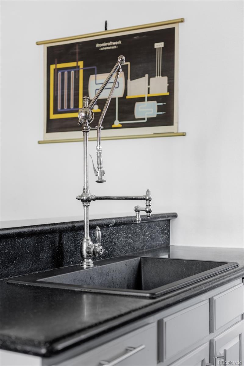 MLS Image #8 for 814  24th street,denver, Colorado