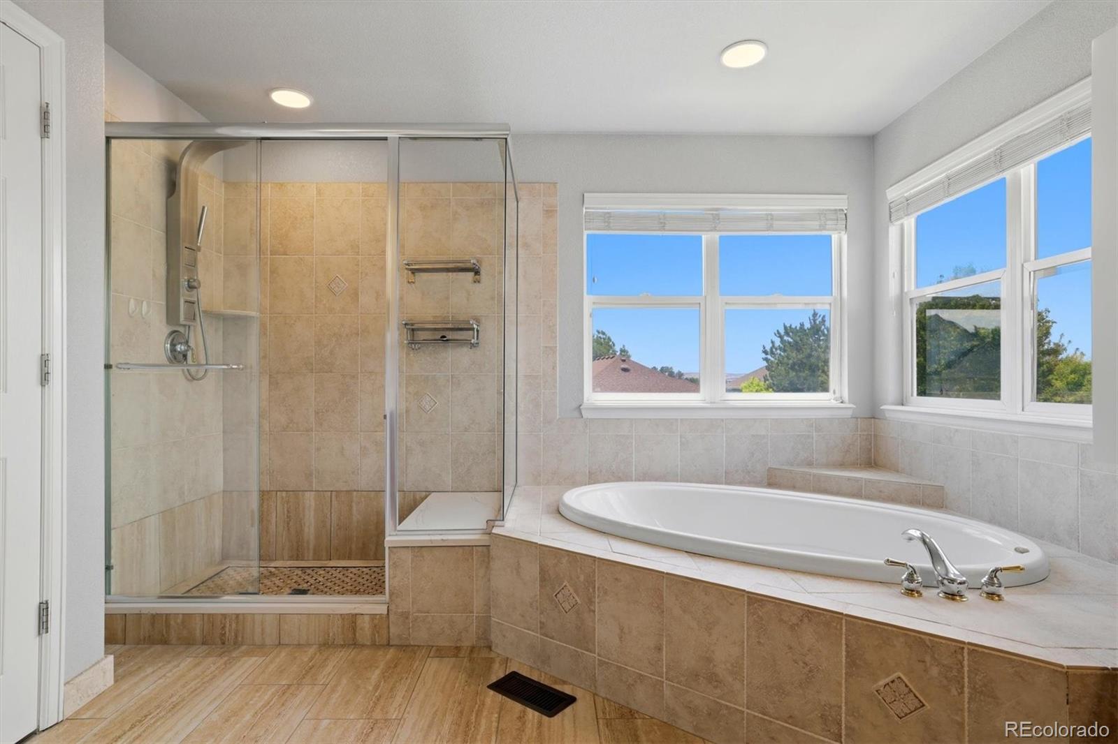 MLS Image #15 for 16832 e euclid lane,aurora, Colorado