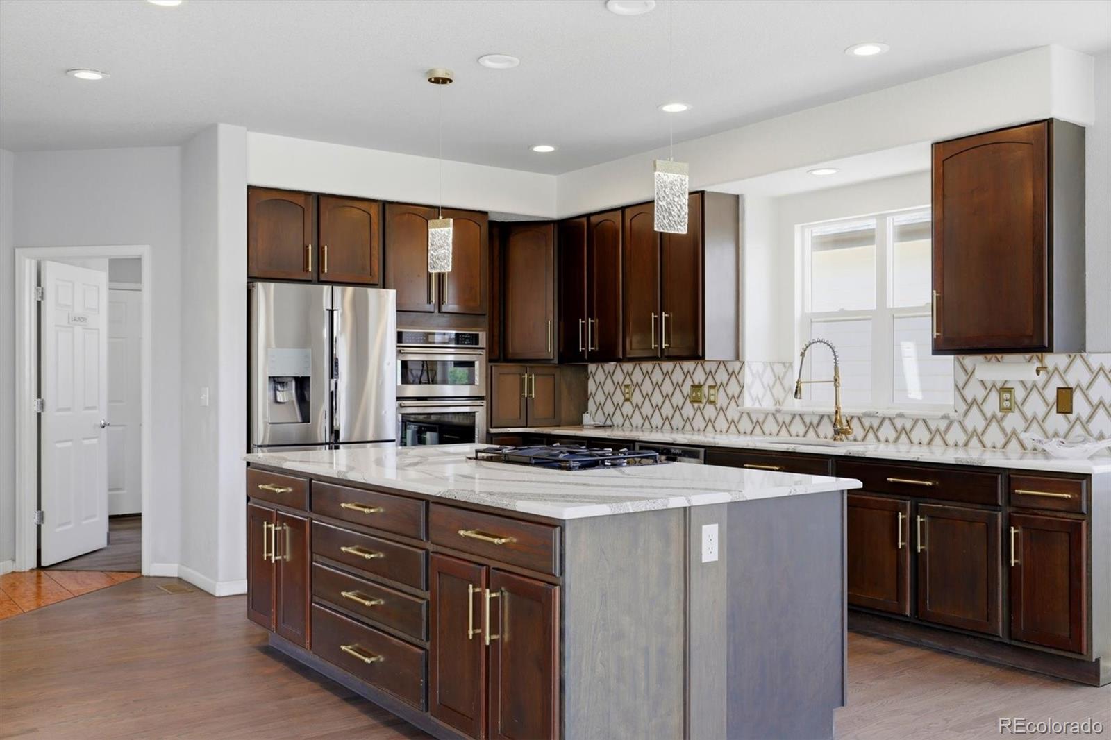 MLS Image #3 for 16832 e euclid lane,aurora, Colorado