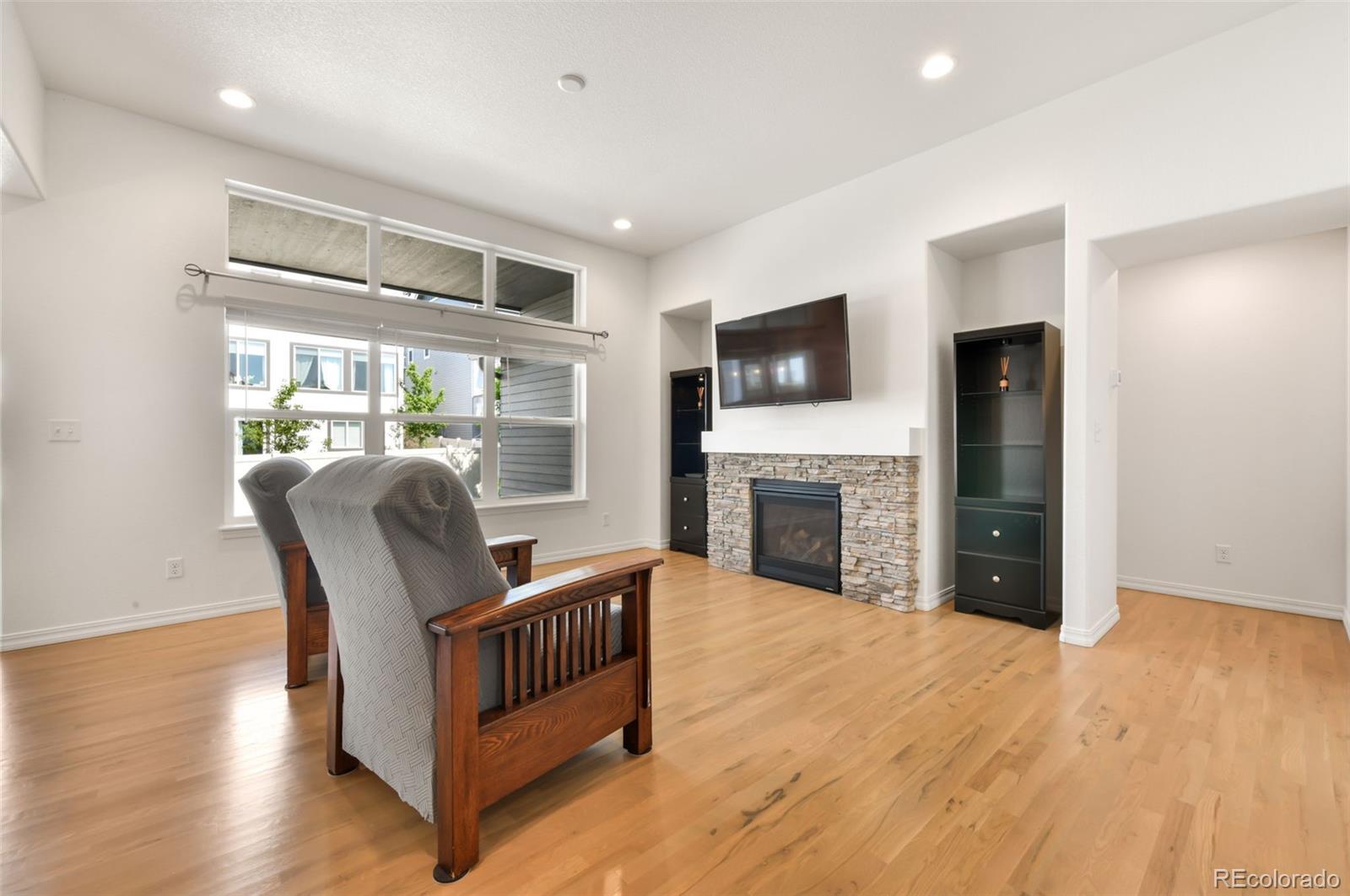 MLS Image #3 for 8071  gilpin peak drive,colorado springs, Colorado