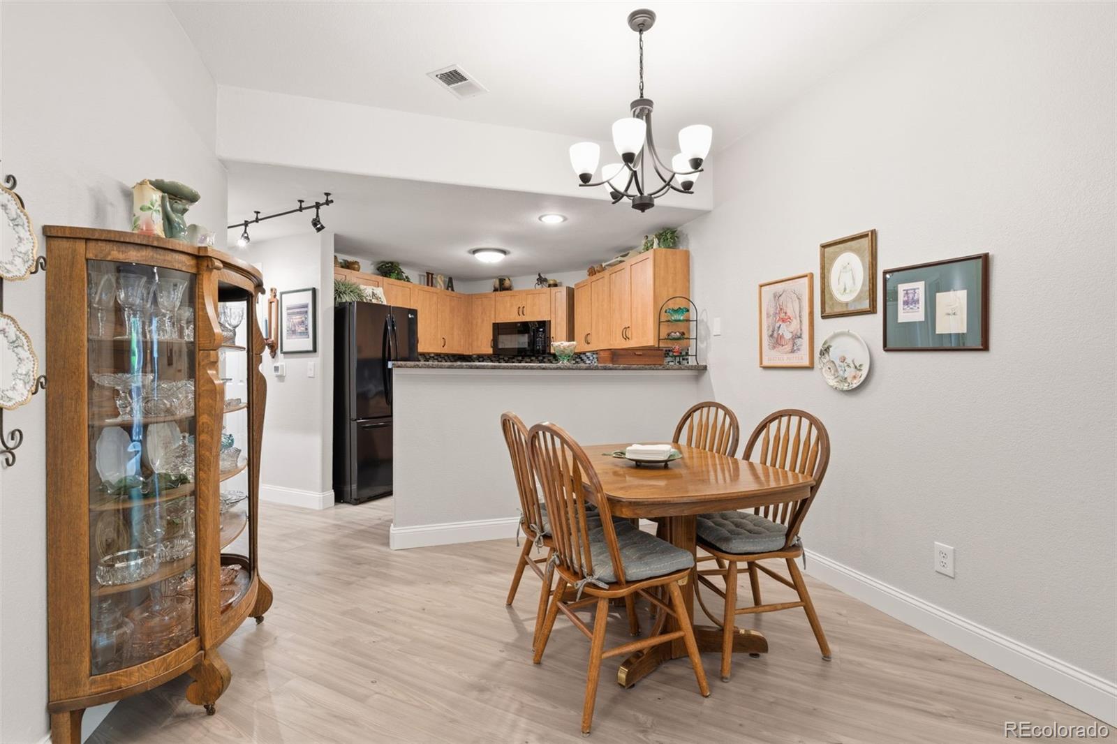 MLS Image #10 for 8737 e dry creek road,centennial, Colorado