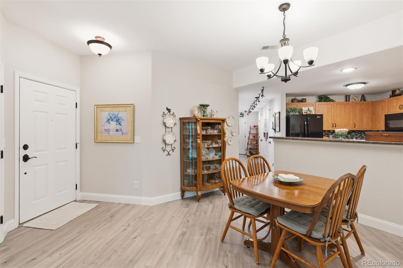 MLS Image #12 for 8737 e dry creek road,centennial, Colorado