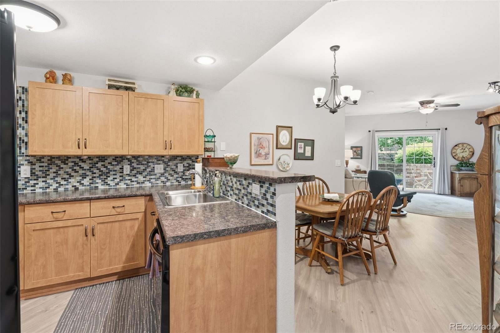 MLS Image #15 for 8737 e dry creek road,centennial, Colorado