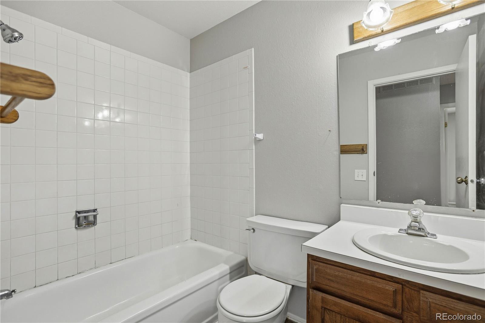 MLS Image #17 for 3695 s kittredge street,aurora, Colorado