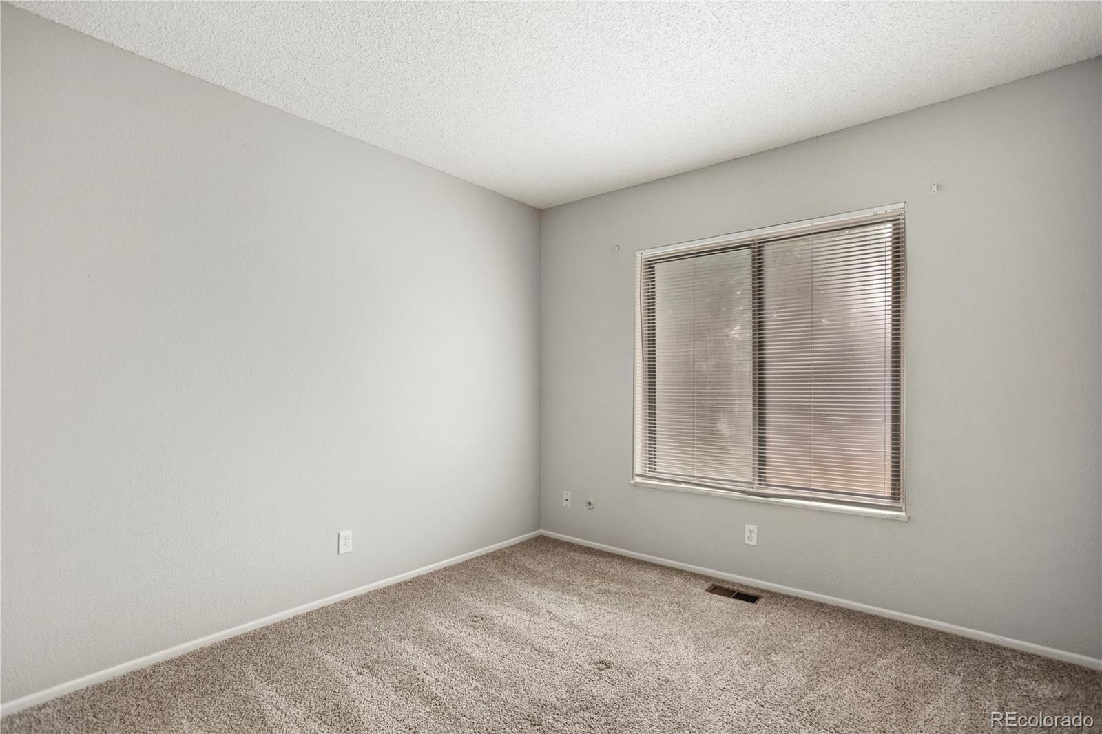 MLS Image #9 for 3695 s kittredge street,aurora, Colorado