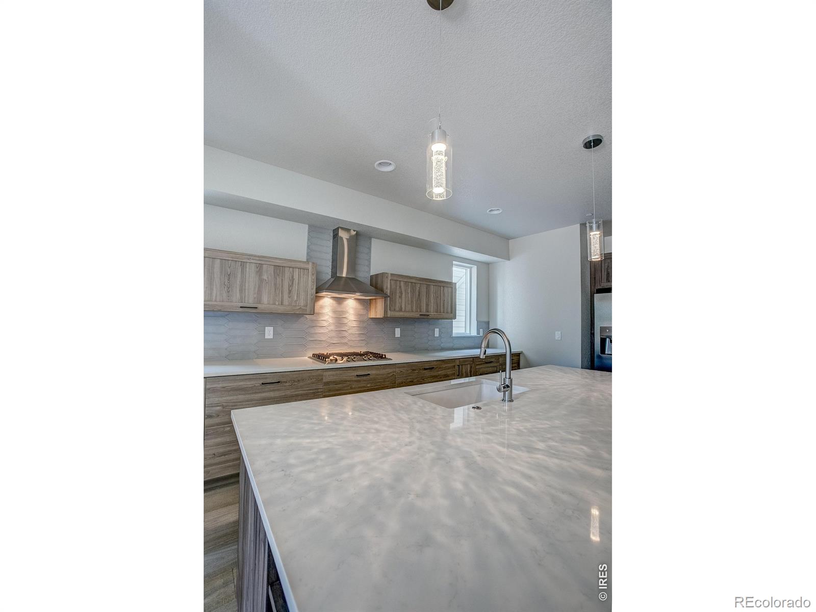 MLS Image #10 for 822  cherokee drive,fort collins, Colorado