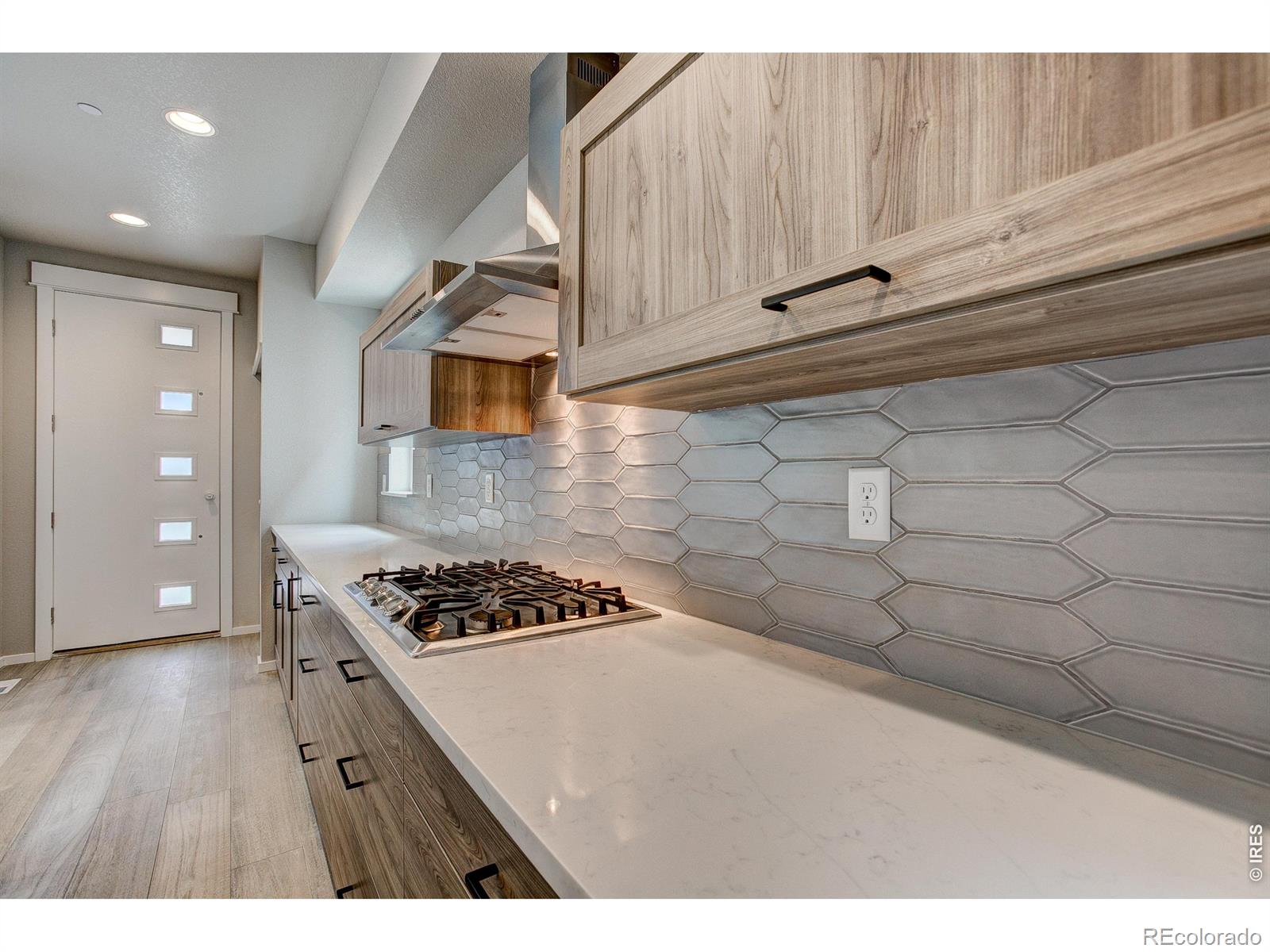 MLS Image #9 for 822  cherokee drive,fort collins, Colorado