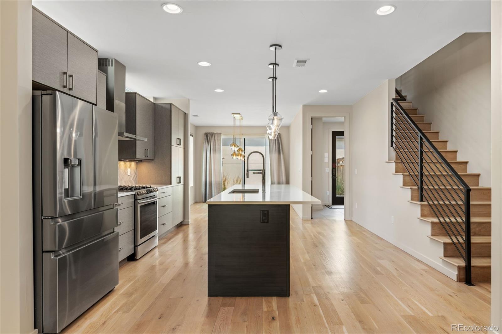 MLS Image #6 for 1318  perry street,denver, Colorado