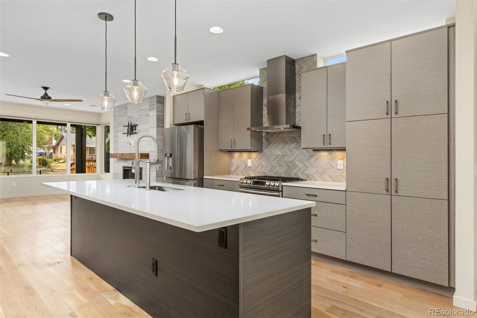 MLS Image #9 for 1318  perry street,denver, Colorado