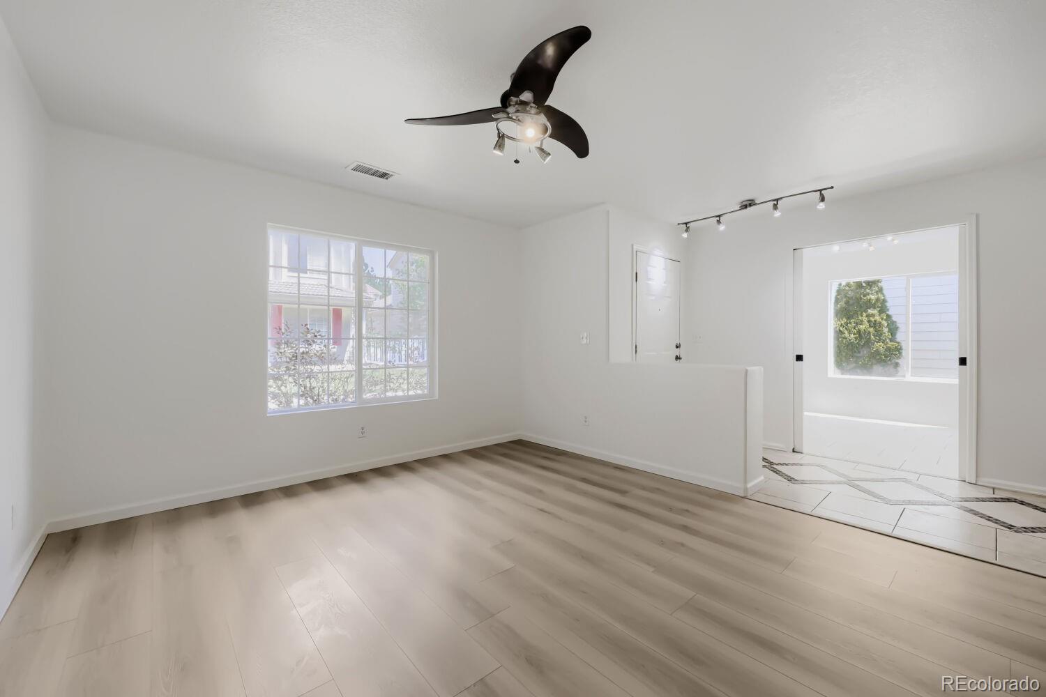 MLS Image #6 for 21458 e 47th avenue,denver, Colorado