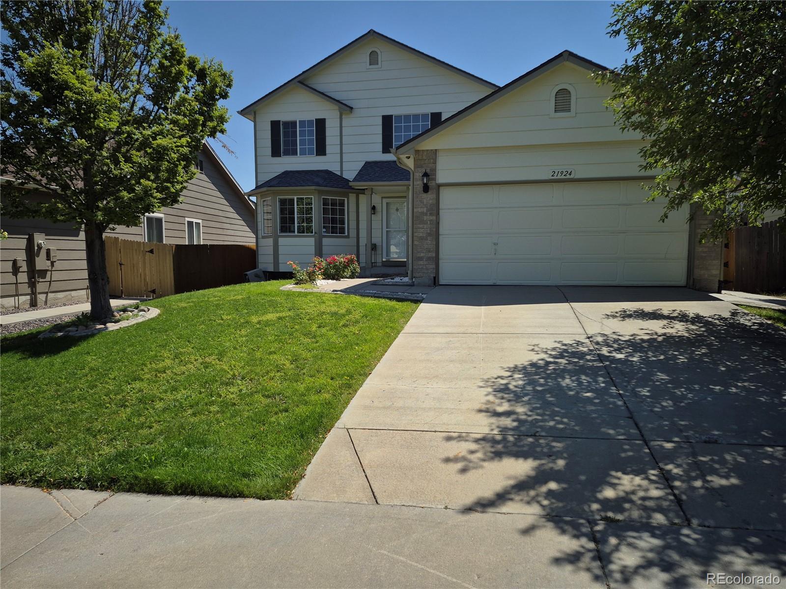 MLS Image #26 for 21924 e lake avenue,aurora, Colorado
