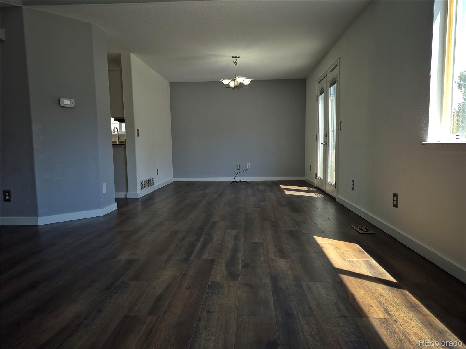MLS Image #32 for 21924 e lake avenue,aurora, Colorado