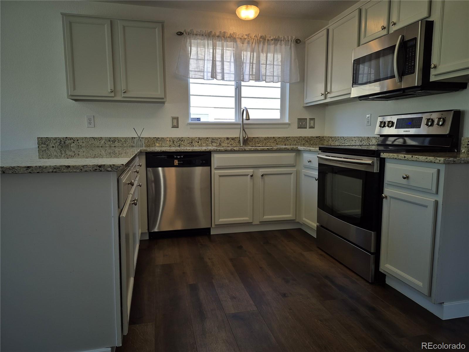 MLS Image #35 for 21924 e lake avenue,aurora, Colorado