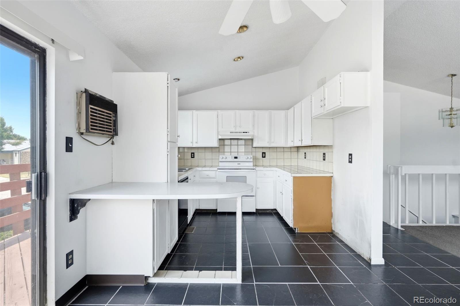 MLS Image #5 for 1553 s carson street,aurora, Colorado