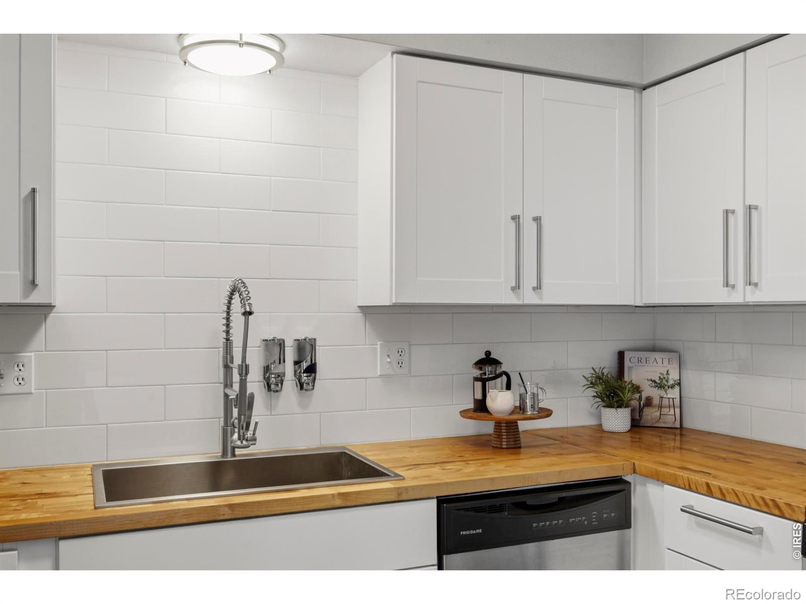 MLS Image #12 for 501 e 40th street,loveland, Colorado