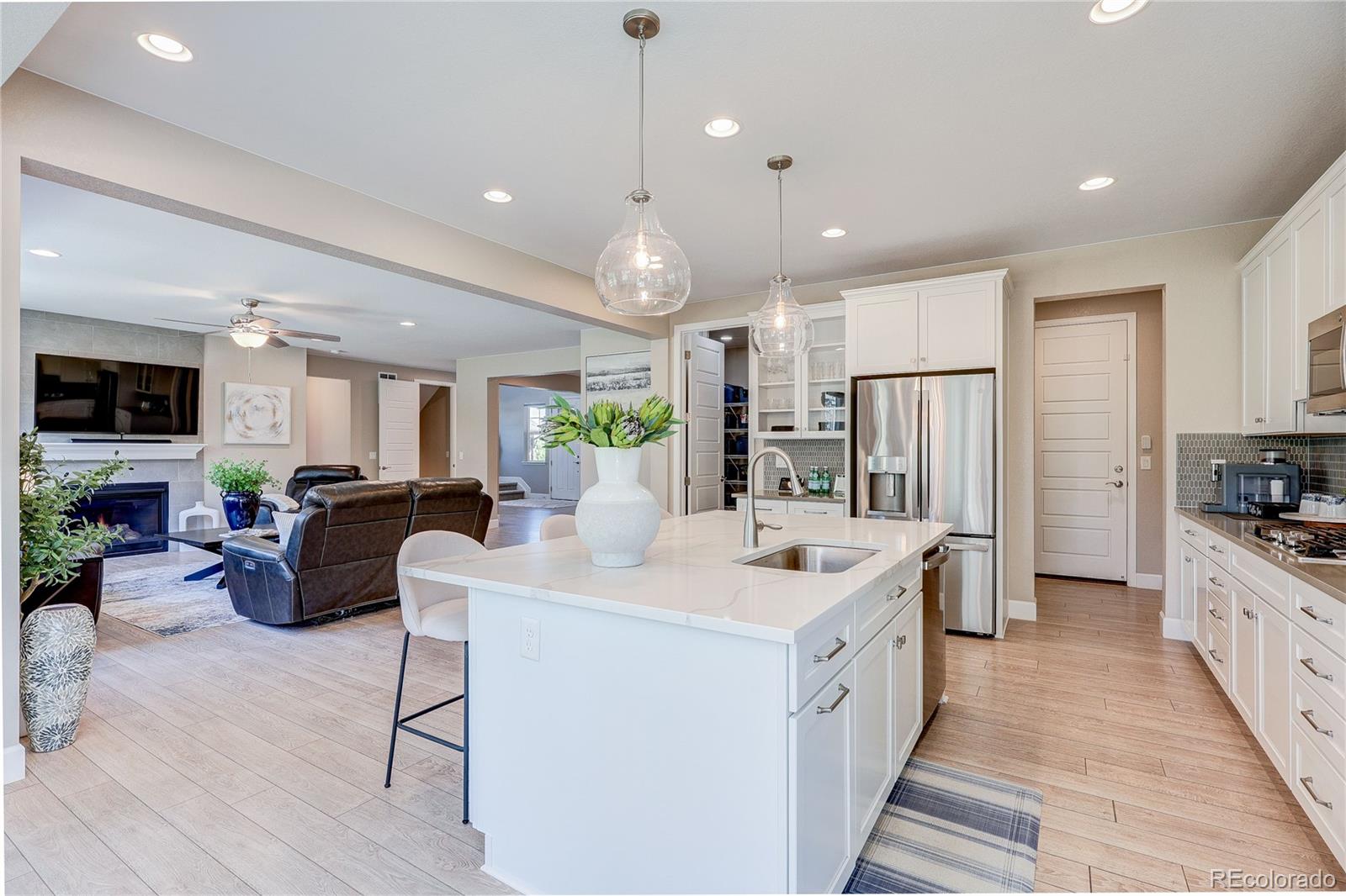 MLS Image #15 for 8035 s kewaunee street,aurora, Colorado