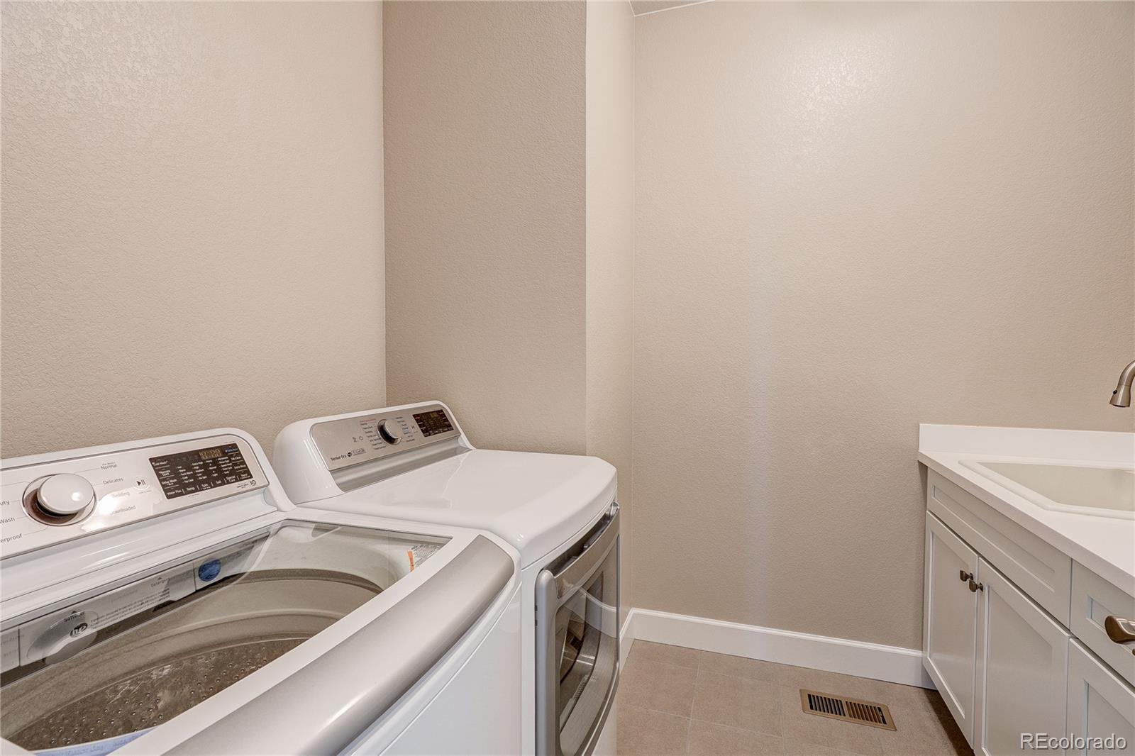 MLS Image #35 for 8035 s kewaunee street,aurora, Colorado