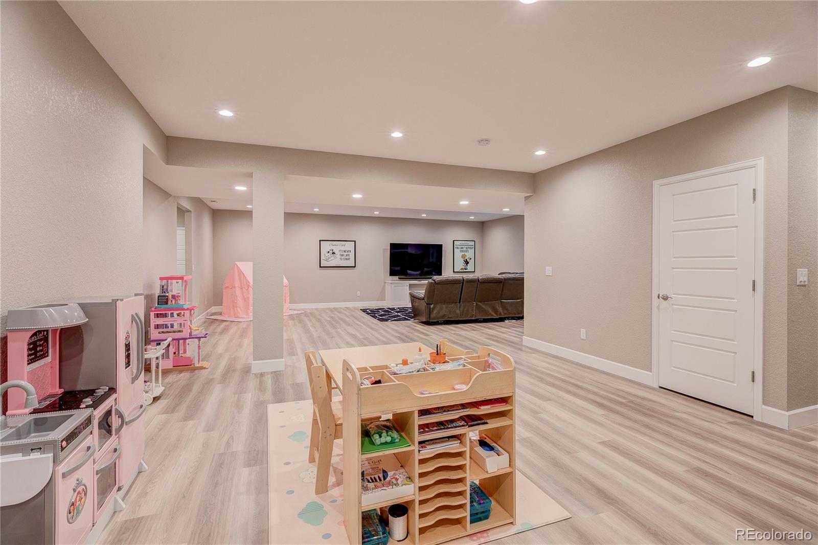 MLS Image #40 for 8035 s kewaunee street,aurora, Colorado