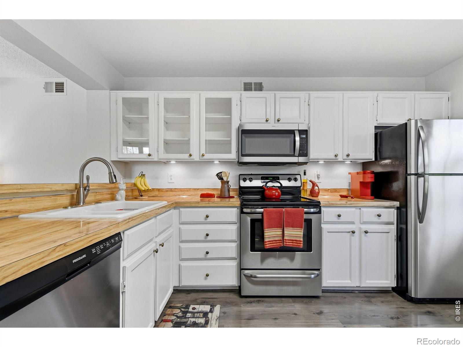 MLS Image #19 for 965 s miller street,lakewood, Colorado