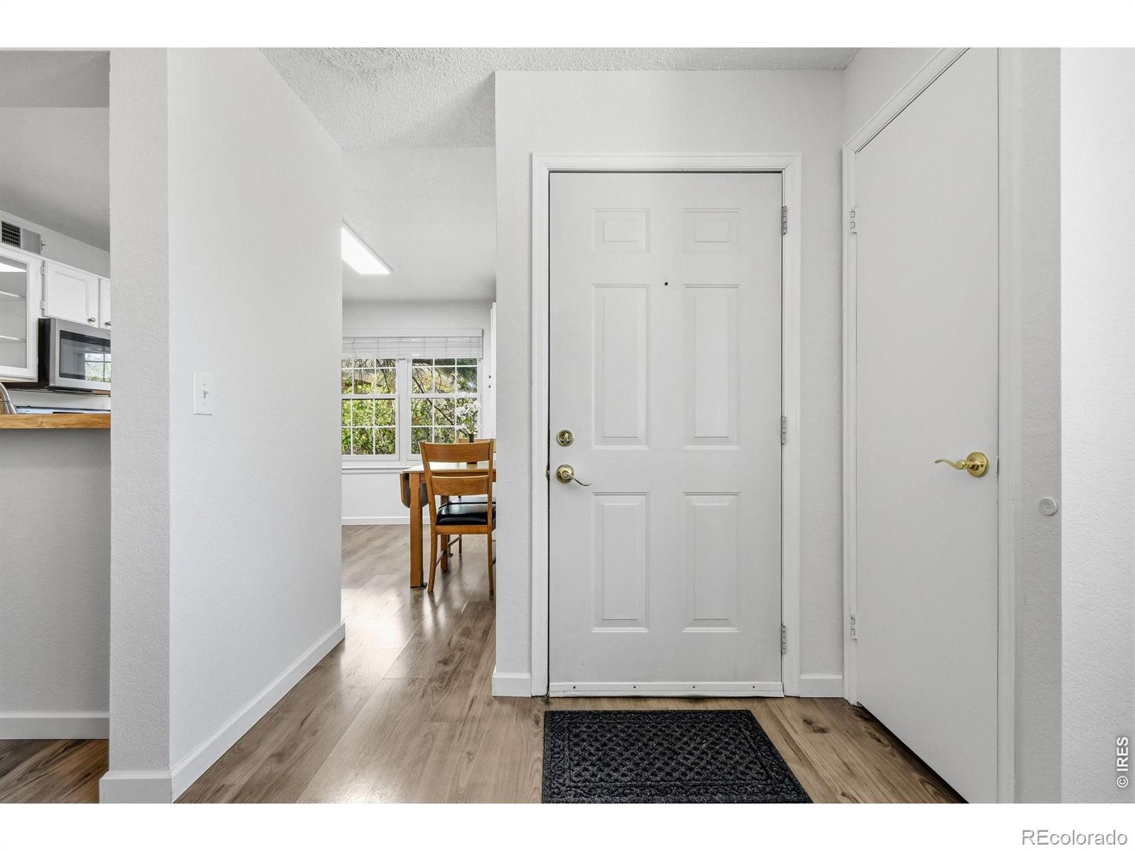 MLS Image #4 for 965 s miller street,lakewood, Colorado