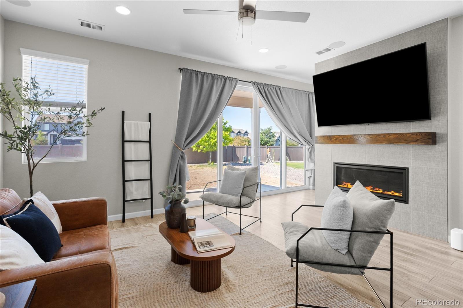 MLS Image #5 for 27884 e 9th lane,aurora, Colorado