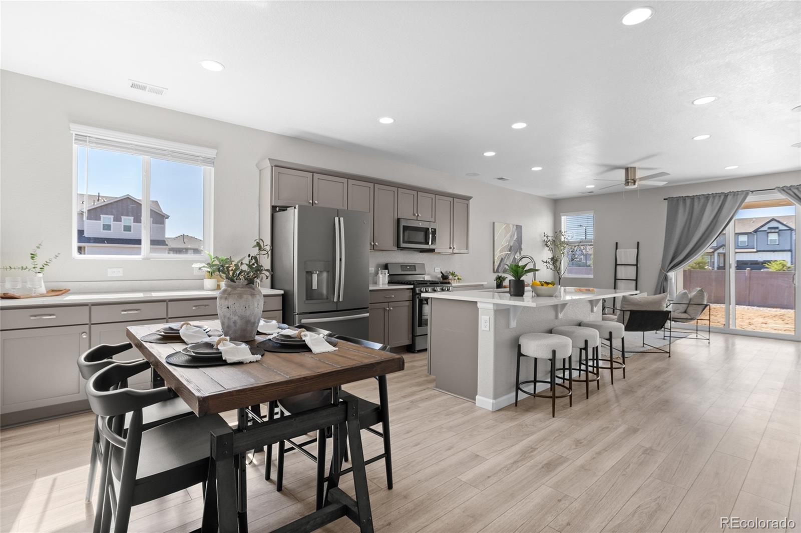MLS Image #7 for 27884 e 9th lane,aurora, Colorado