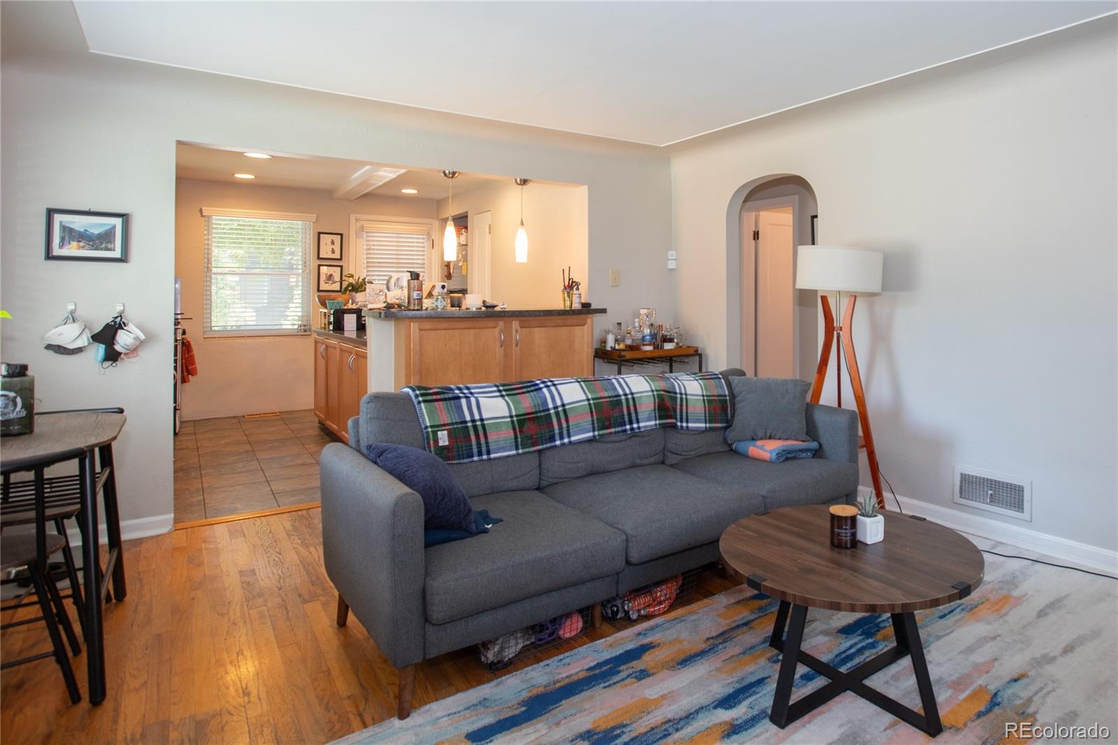 MLS Image #7 for 595 s high street,denver, Colorado