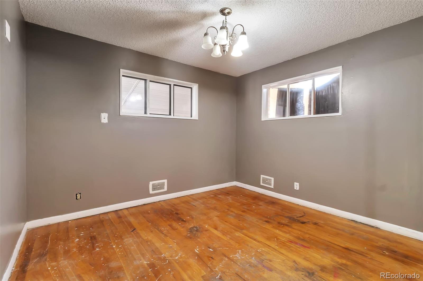 MLS Image #10 for 7100  zuni street,denver, Colorado