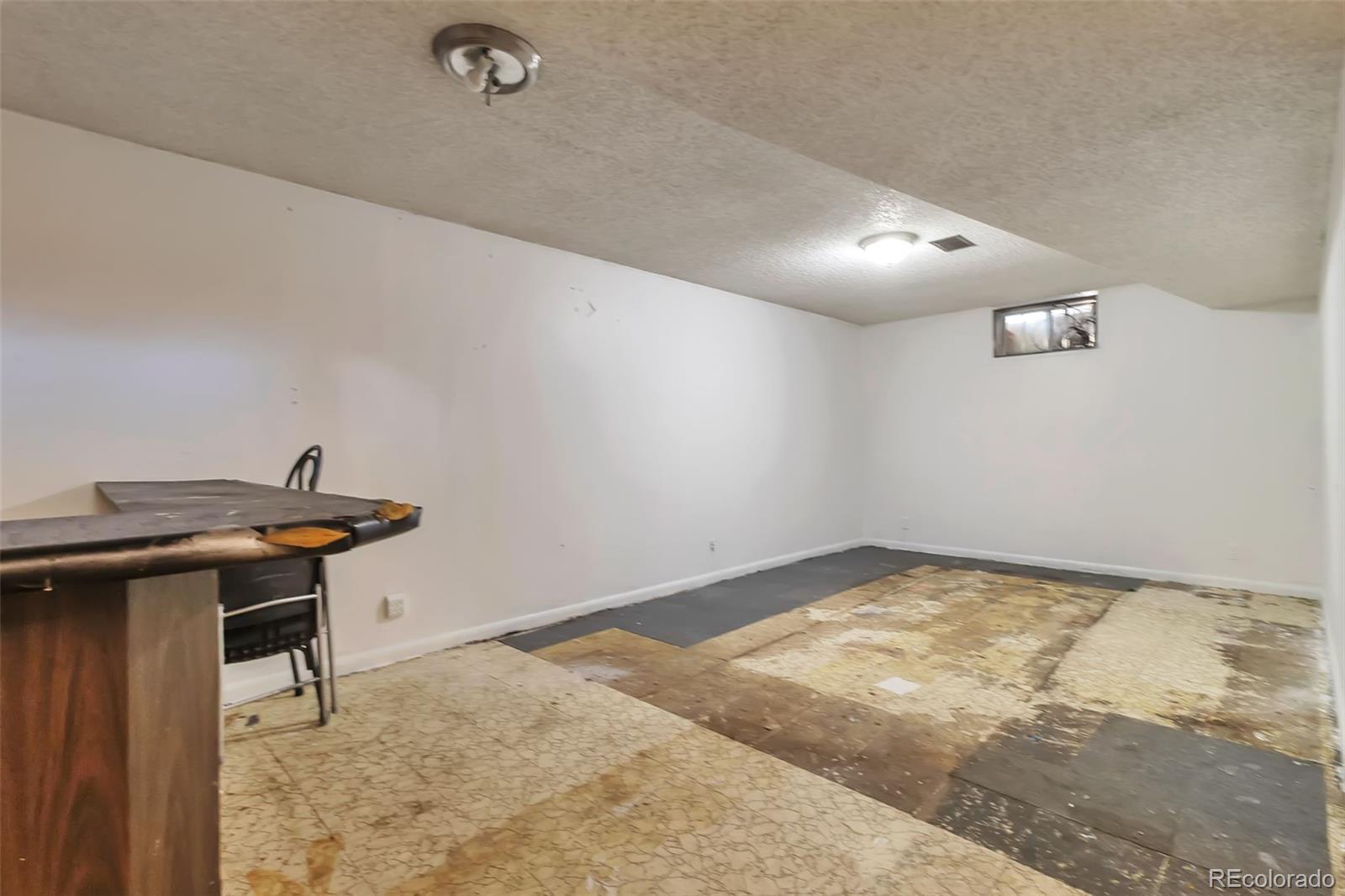 MLS Image #16 for 7100  zuni street,denver, Colorado
