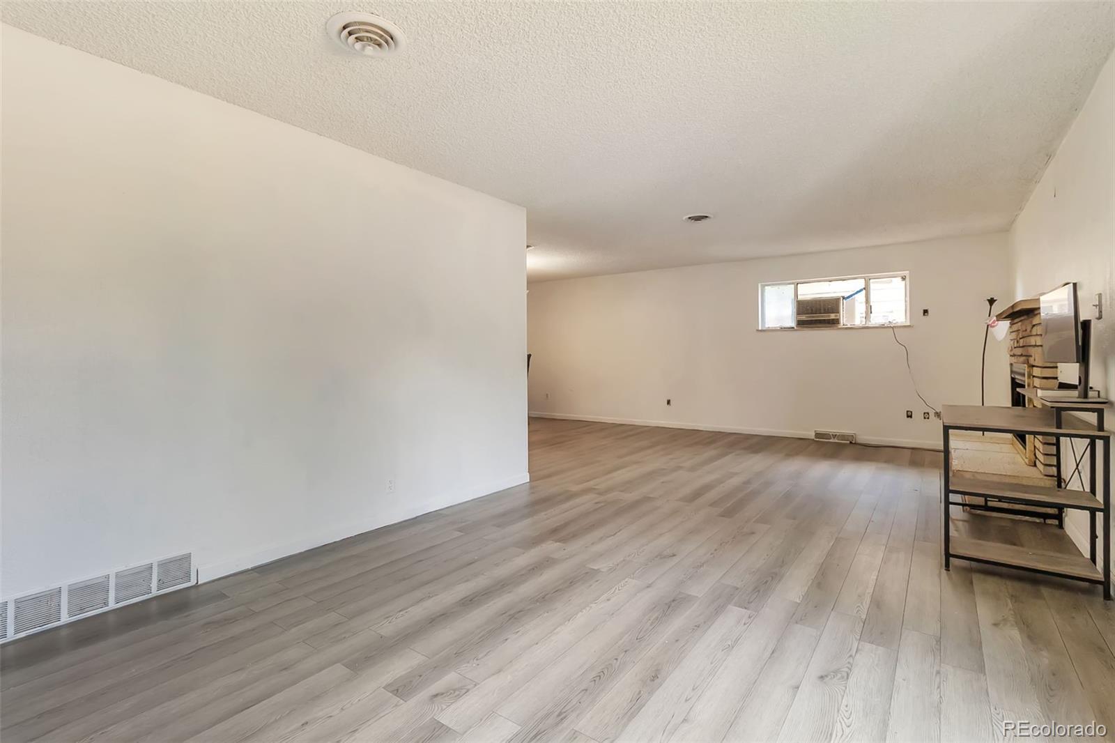 MLS Image #5 for 7100  zuni street,denver, Colorado