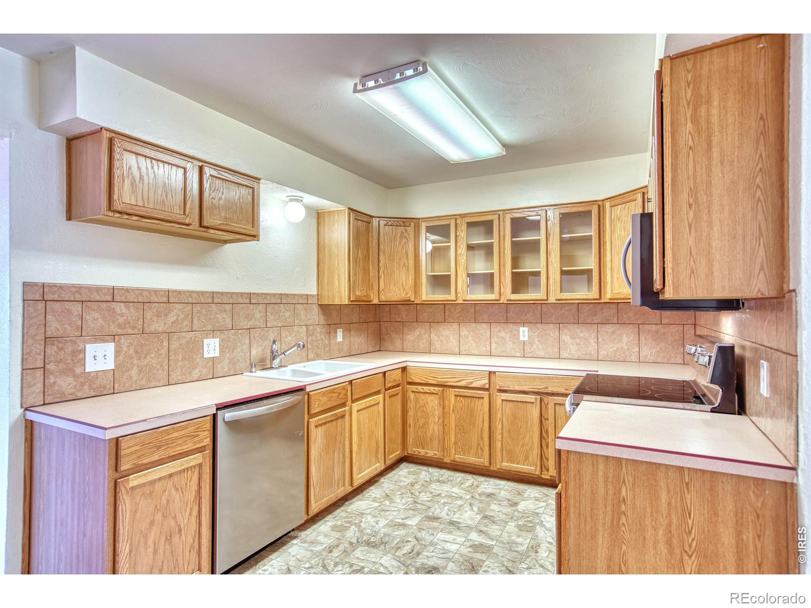 MLS Image #6 for 1415 s douglas avenue,loveland, Colorado