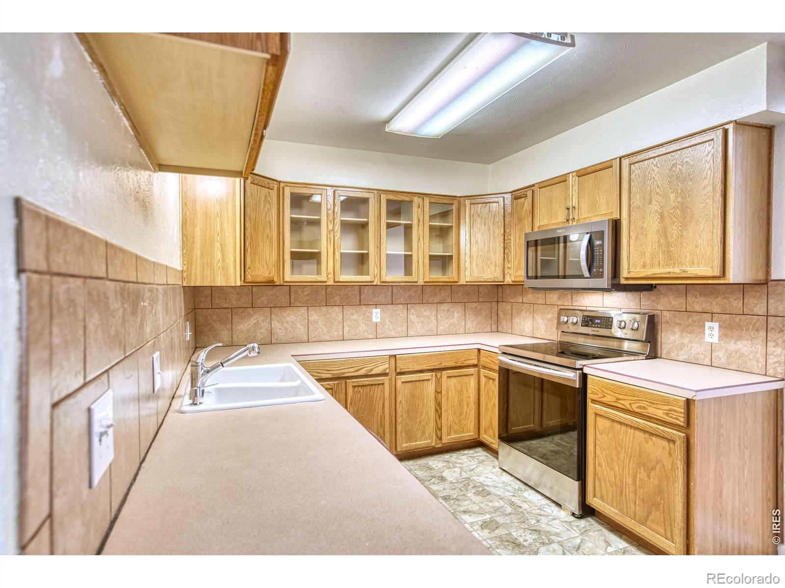 MLS Image #7 for 1415 s douglas avenue,loveland, Colorado