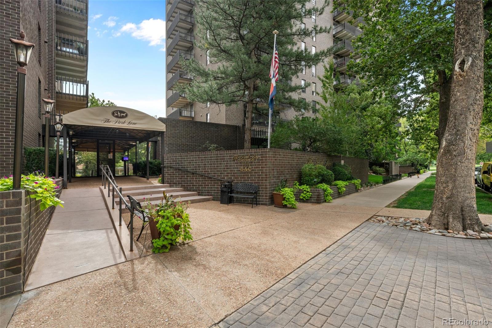 MLS Image #3 for 460 s marion parkway,denver, Colorado