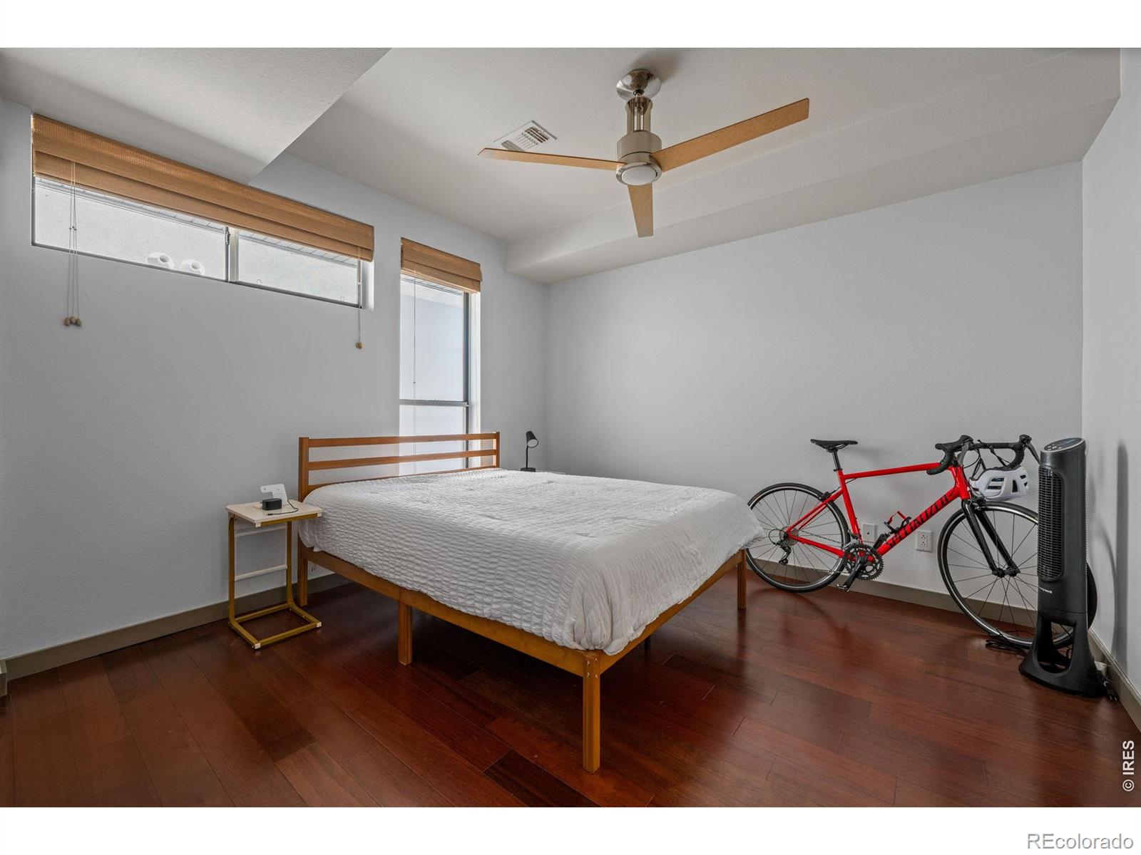 MLS Image #10 for 2900  wyandot street,denver, Colorado