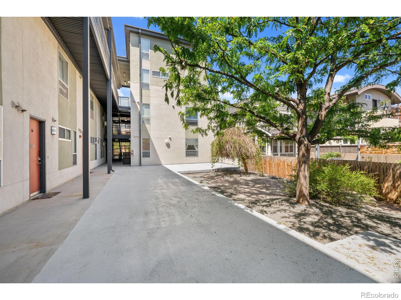 MLS Image #23 for 2900  wyandot street,denver, Colorado