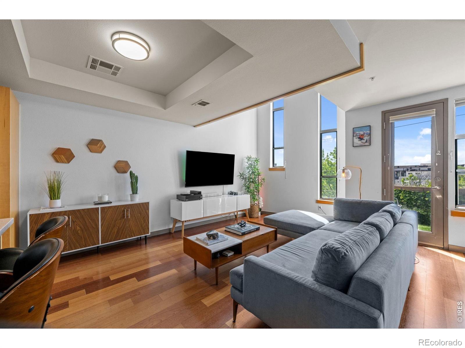 MLS Image #4 for 2900  wyandot street,denver, Colorado