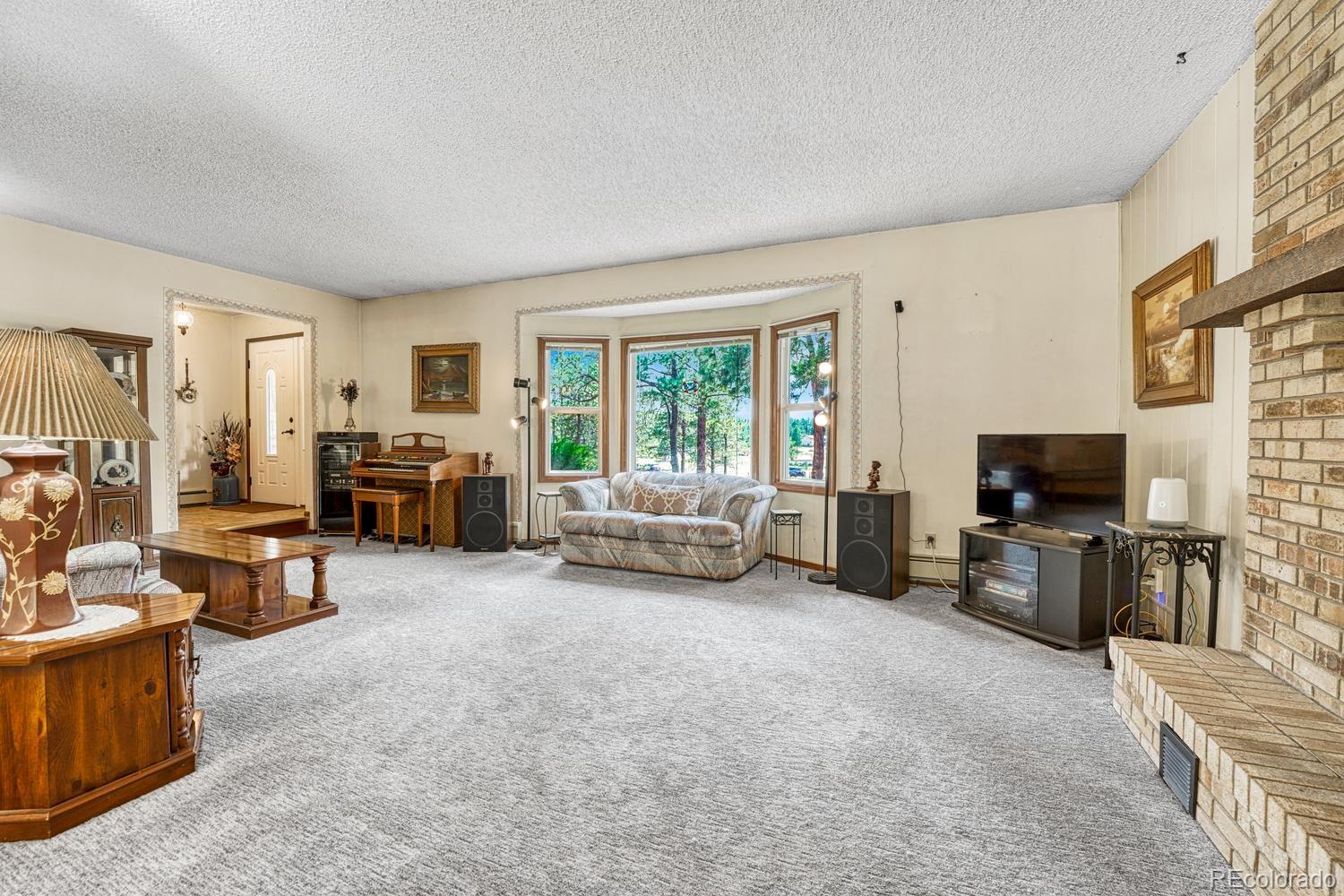 MLS Image #3 for 14225  ponderosa road,colorado springs, Colorado