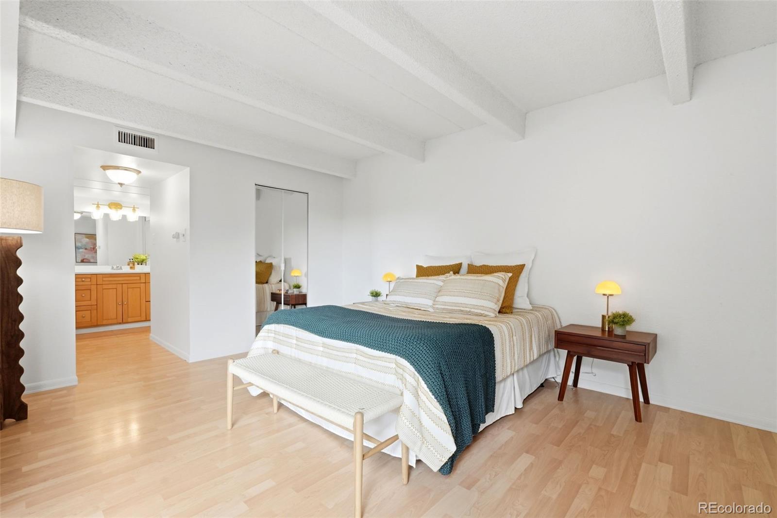 MLS Image #14 for 777 n washington street,denver, Colorado