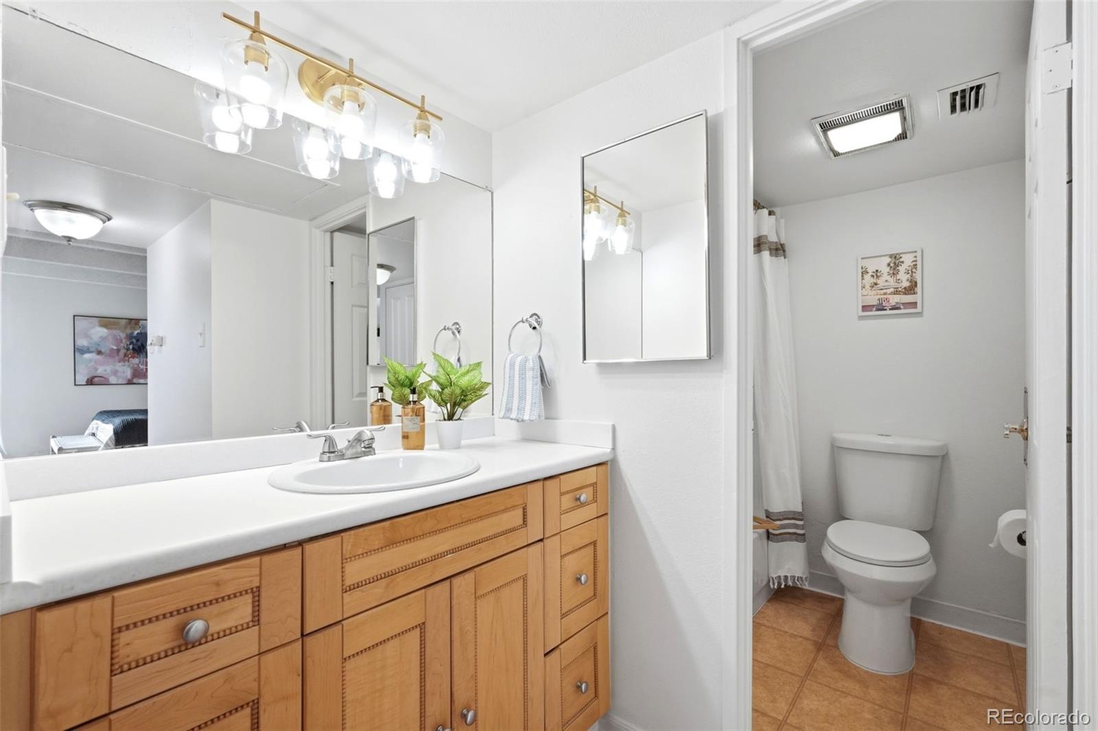 MLS Image #15 for 777 n washington street,denver, Colorado