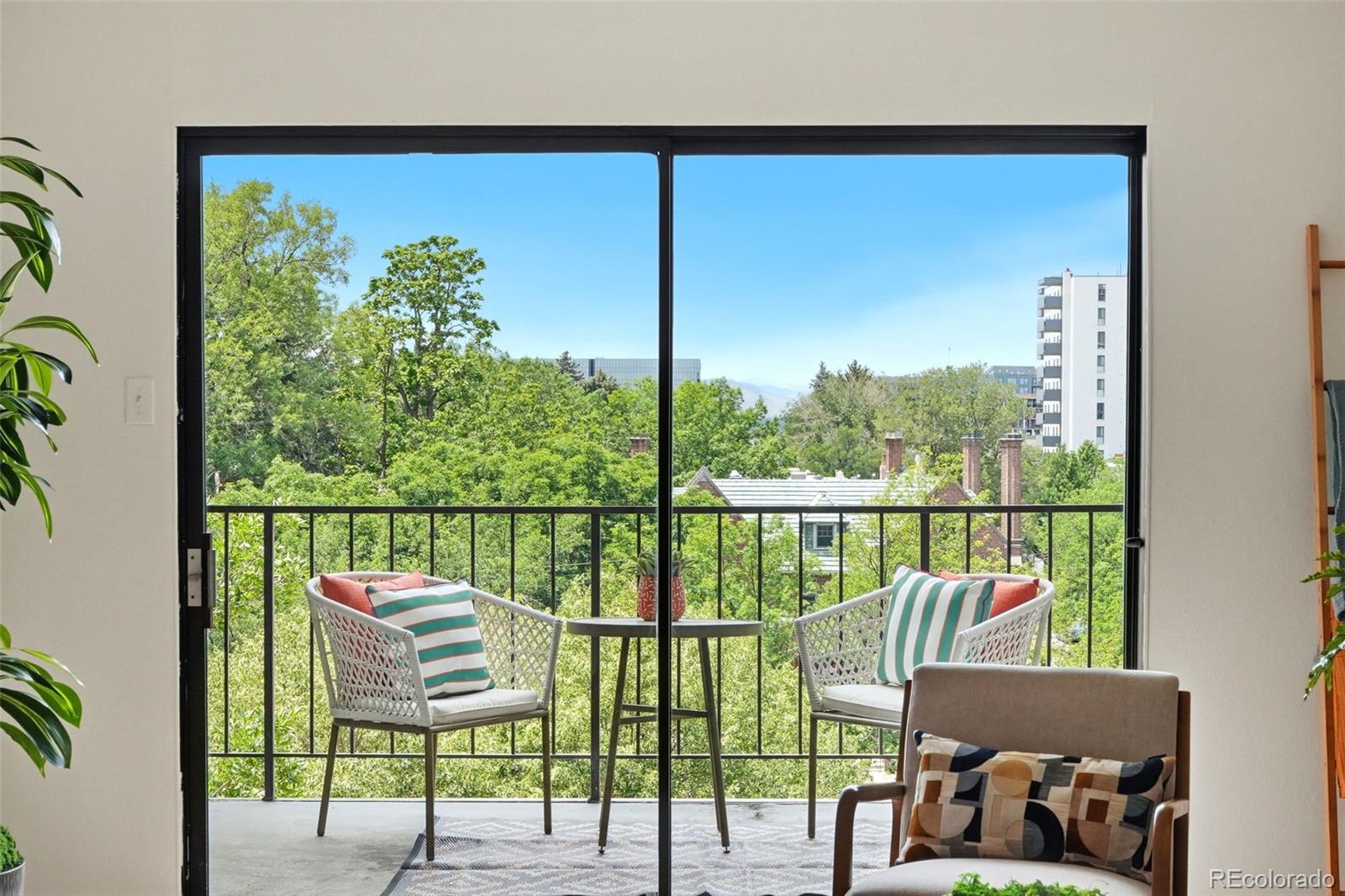 MLS Image #4 for 777 n washington street,denver, Colorado