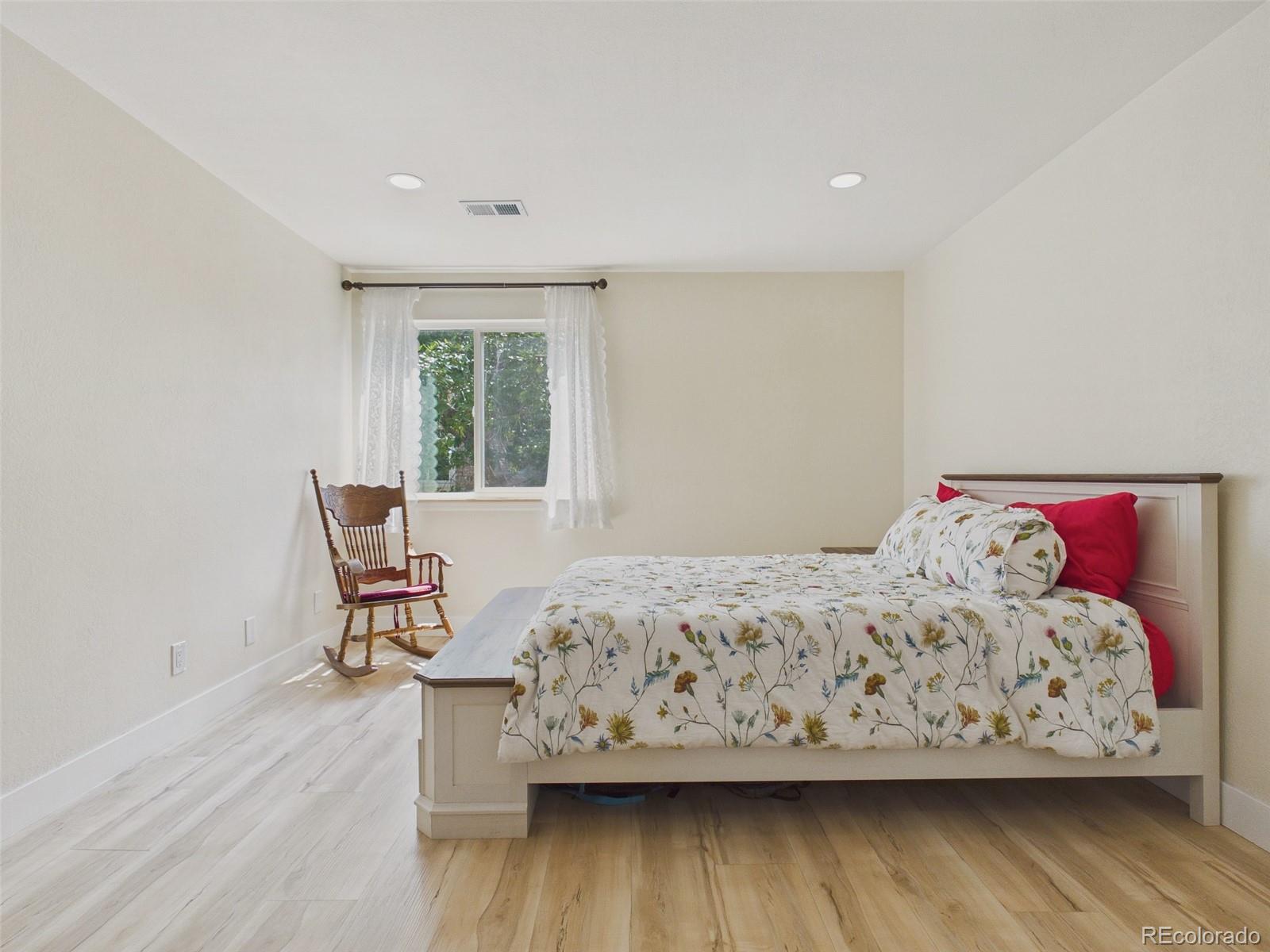 MLS Image #15 for 12514 e cornell avenue,aurora, Colorado