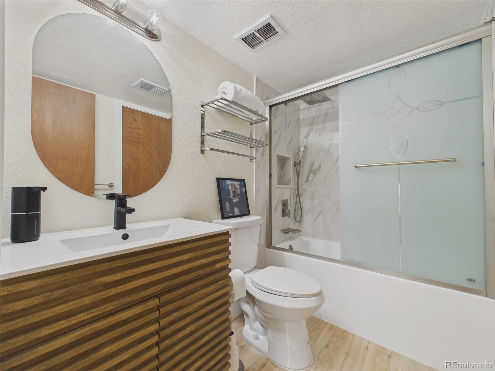 MLS Image #2 for 12514 e cornell avenue,aurora, Colorado