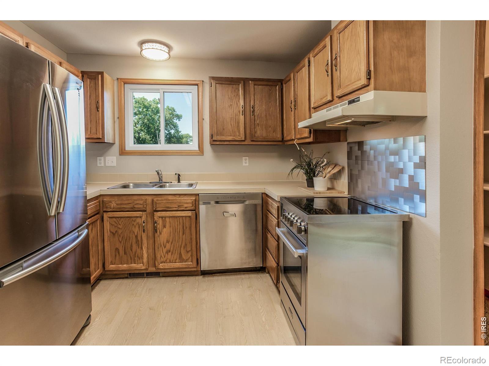 MLS Image #18 for 609  eric street,fort collins, Colorado