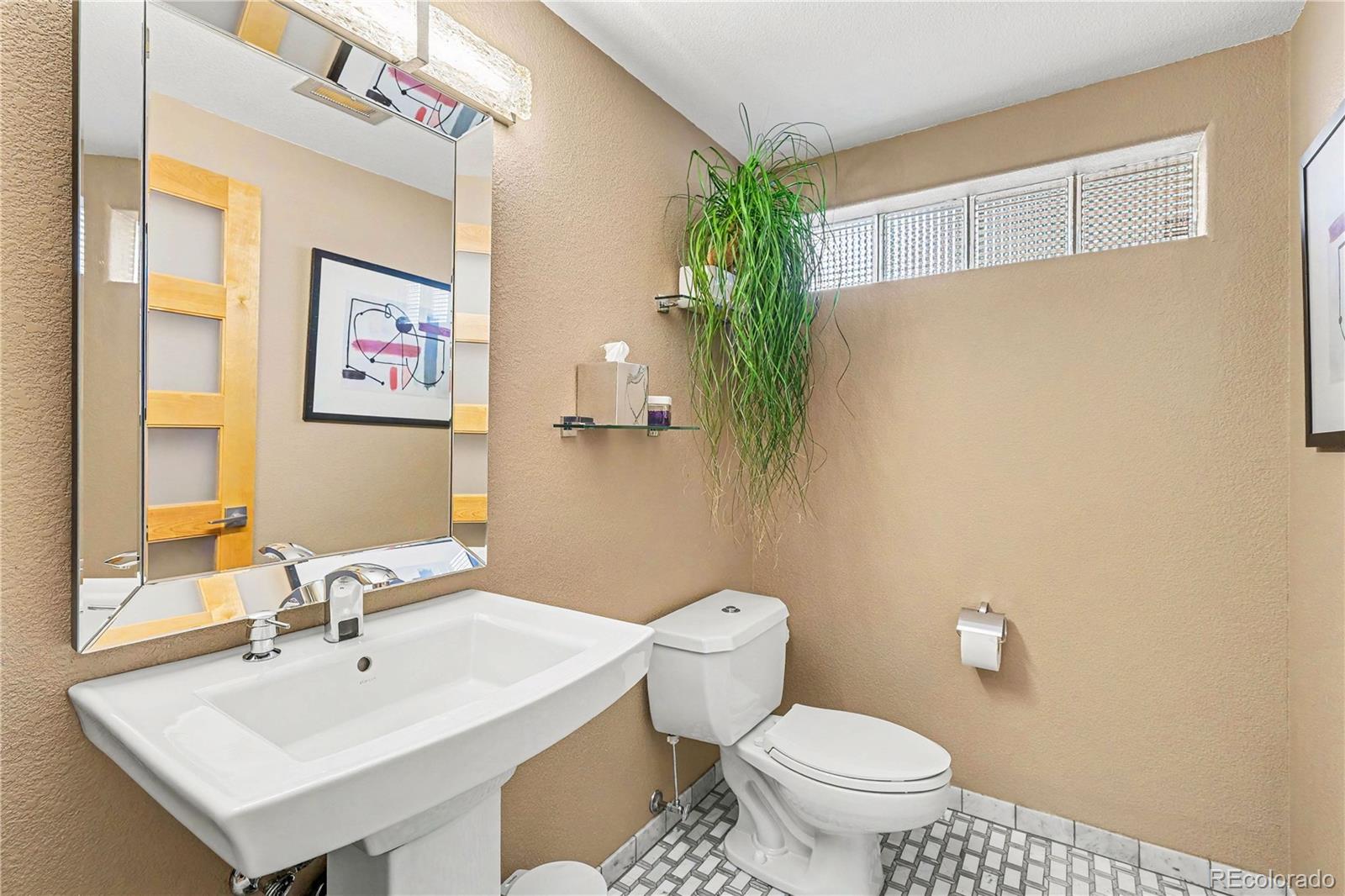 MLS Image #29 for 2640 s wolff way,denver, Colorado