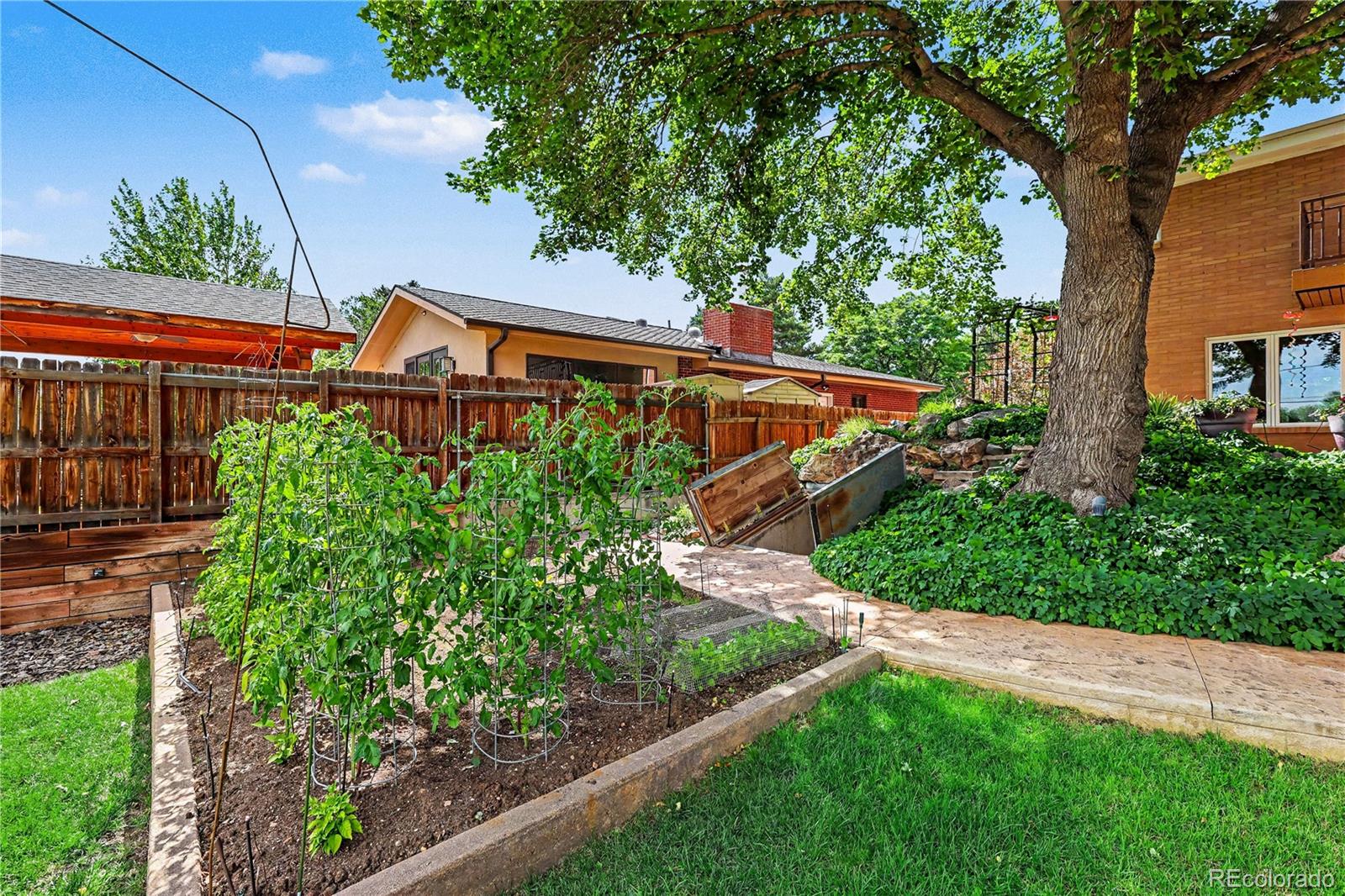 MLS Image #38 for 2640 s wolff way,denver, Colorado