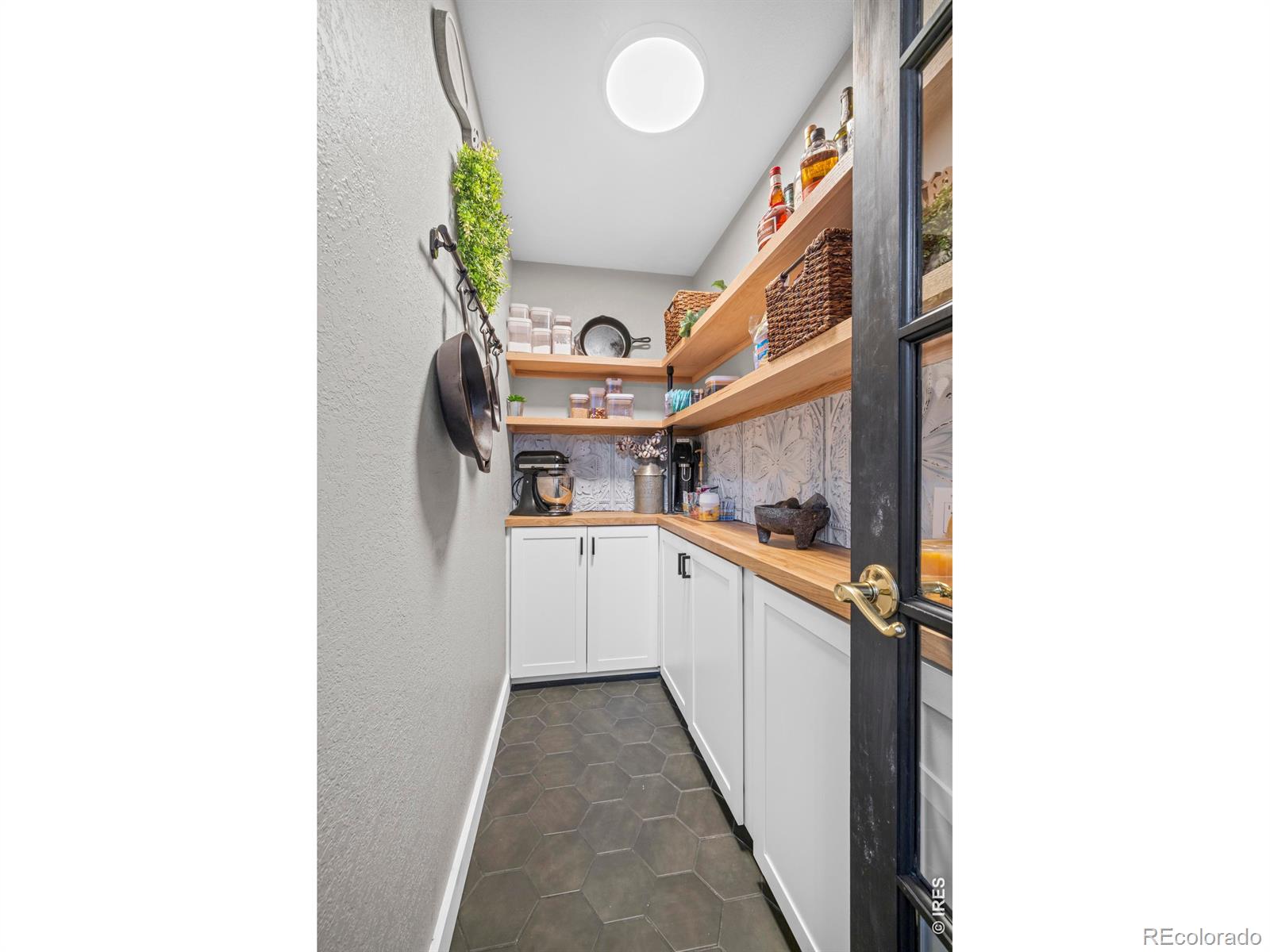 MLS Image #14 for 7815  dry willow way,colorado springs, Colorado