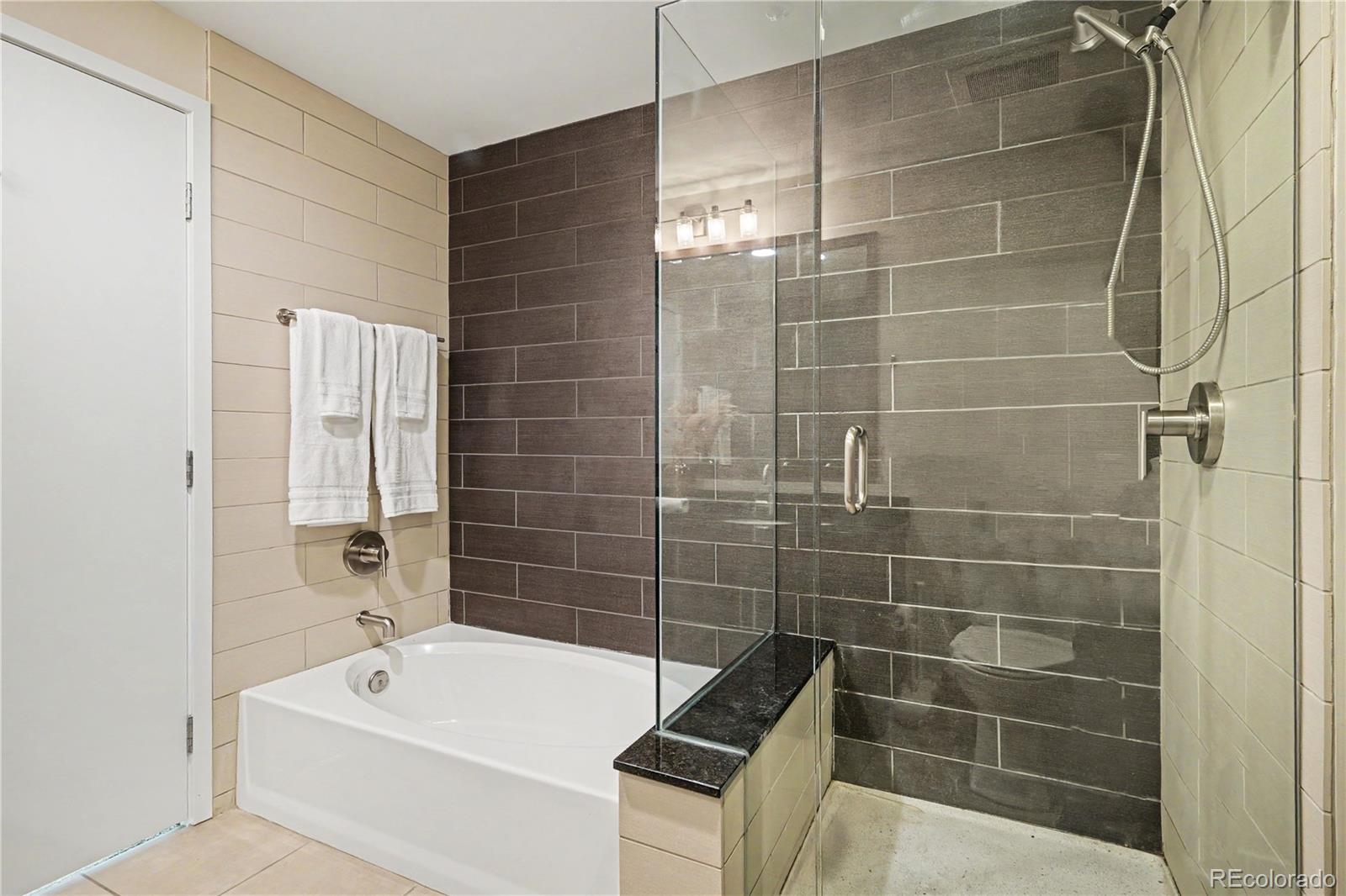 MLS Image #11 for 891  14th street,denver, Colorado